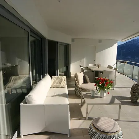 La Camelia - Das Luxusferiendomizil Mit Pool Und Seesicht Apartment Locarno