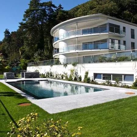 La Camelia - Das Luxusferiendomizil Mit Pool Und Seesicht