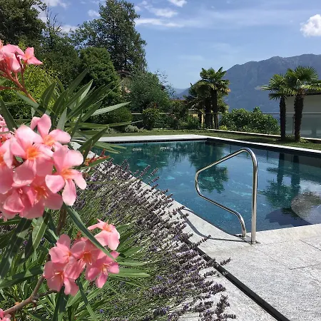 La Camelia - Das Luxusferiendomizil Mit Pool Und Seesicht